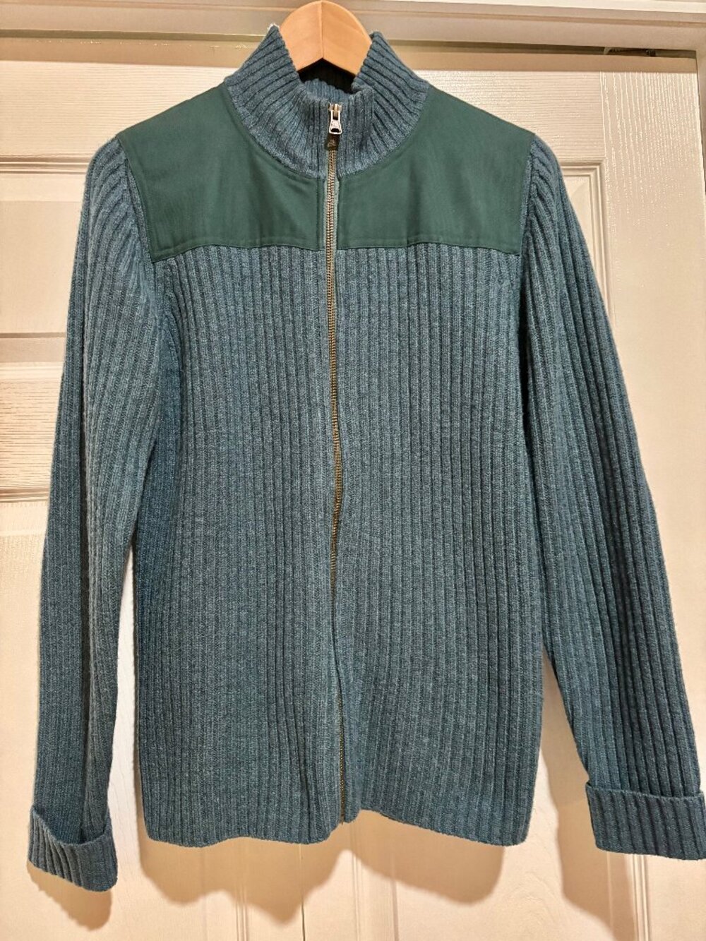 L. L. Bean Women's Wool Commando Sweater, Full-Zip Size Medium
